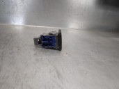 Recambio de interruptor para toyota yaris (_p13_) 1.5 hybrid (nhp130_) referencia OEM IAM 847700D020 