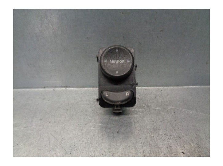 Recambio de mando retrovisor para chrysler voyager (gs) 3.8 v6 cat referencia OEM IAM 4685317 