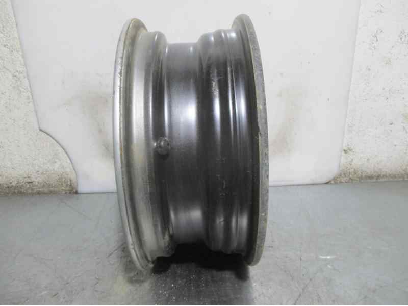 Recambio de llanta para opel combo (corsa b) cargo referencia OEM IAM 90473202 R135JX13H2ET49 