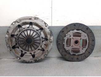 Recambio de kit embrague para citroën xsara (n1) 2.0 hdi 90 referencia OEM IAM 123034810 205281 323051510 LUK