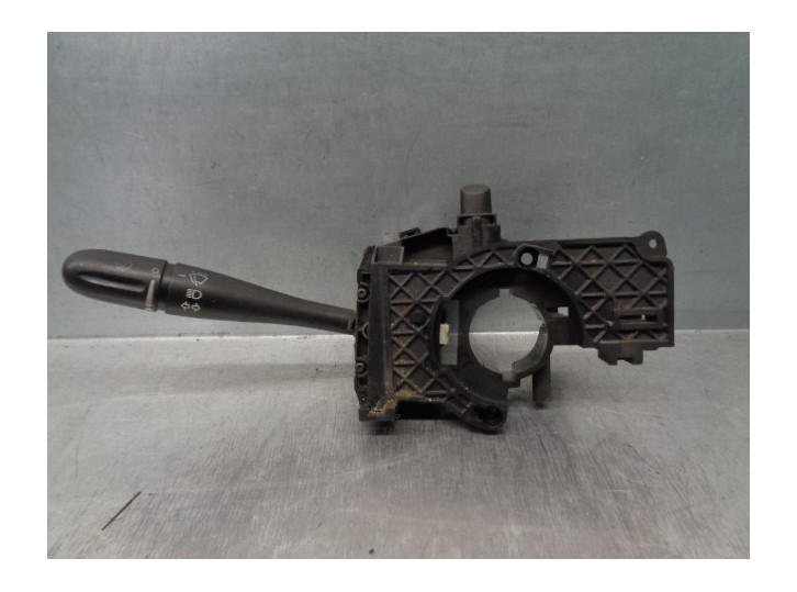 Recambio de mando luces para chrysler voyager (gs) 3.8 v6 cat referencia OEM IAM 4685328AB  