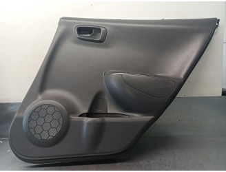 Recambio de guarnecido puerta trasera derecha para suzuki alto amf 310 1.0 12v cat referencia OEM IAM 8373168KA 5 PUERTAS