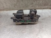 Replacement front left window switch for Toyota Corolla Verso (E12) 1.6 16V OEM IAM reference 8404013061 