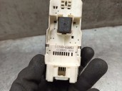 Replacement front left window regulator switch for Toyota Corolla Verso (E12) 1.6 16V OEM IAM reference 8404013061 