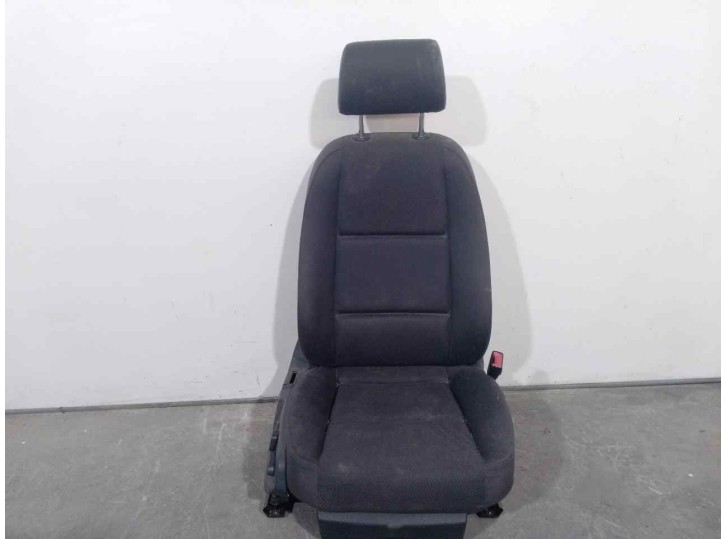 Replacement front right seat for Audi A4 Saloon (8E) 2.5 V6 24V TDI OEM IAM reference 8E0881405E BLACK FABRIC 4 DOOR