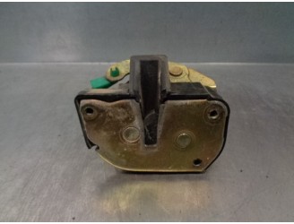 Recambio de cerradura puerta trasera derecha para chrysler voyager (gs) 3.8 v6 cat referencia OEM IAM 4717338 DE CORREDERA 5 PUE