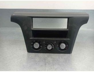 Replacement heater/air conditioning control unit for Mitsubishi Outlander (CU0W) 2.4 4WD OEM IAM reference MR979972HA 