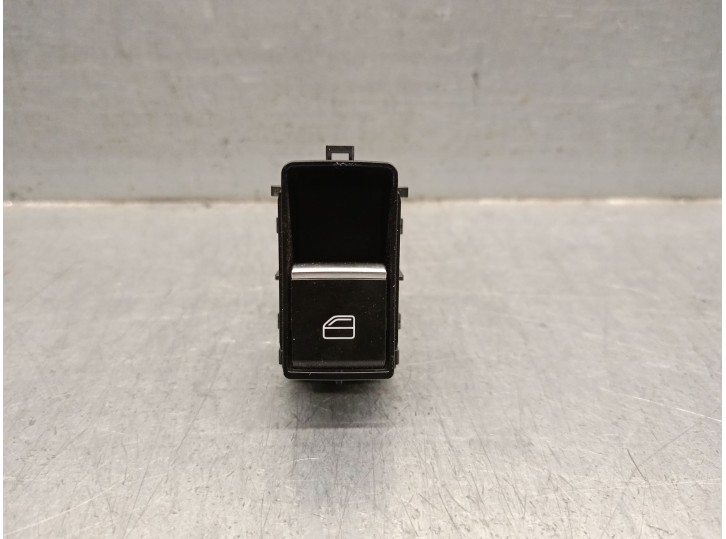 Recambio de mando elevalunas delantero derecho para mazda 3 hatchback (bp) 2.0 skyactiv-g m hybrid referencia OEM IAM BDGF66370 