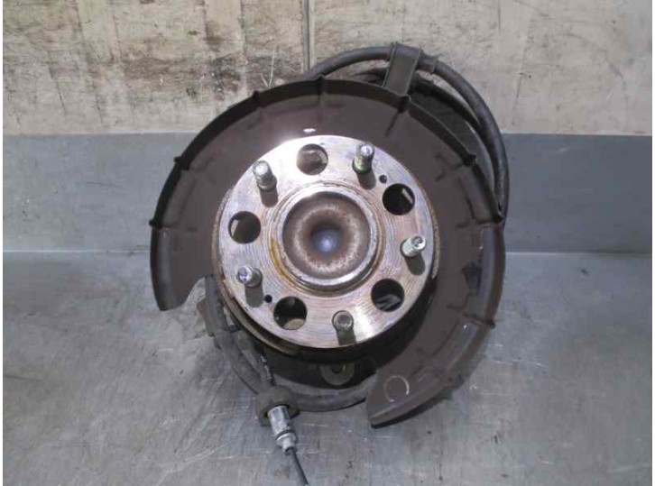 Recambio de mangueta trasera izquierda para hyundai i30 1.6 crdi cat referencia OEM IAM 527101H500 