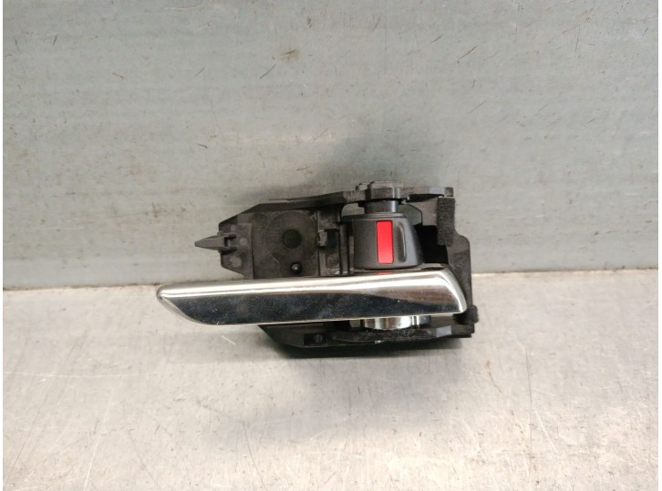 Recambio de maneta interior delantera derecha para mazda 3 hatchback (bp) 2.0 skyactiv-g m hybrid referencia OEM IAM BCJHV8392 