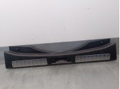 Recambio de molduras traseras para land rover evoque 2.2 sd4 cat referencia OEM IAM BJ3M113A10A BJ3M113A10AC8PVJ 