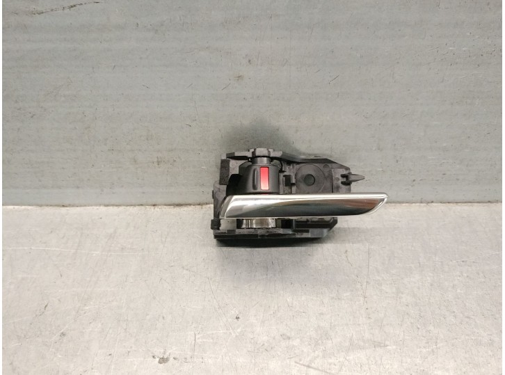 Recambio de maneta interior delantera izquierda para mazda 3 hatchback (bp) 2.0 skyactiv-g m hybrid referencia OEM IAM BCJHV8393