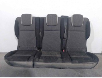 Recambio de asientos traseros para renault kangoo 1.6 16v cat referencia OEM IAM 7701069501  