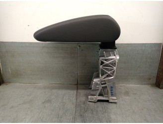 Recambio de apoyabrazos central para audi q2 (gab, gag) 1.0 tfsi referencia OEM IAM 81A864283B 81A864283B 433775053