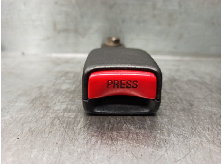 Recambio de enganche cinturon para mitsubishi outlander (cu0w) 2.4 4wd referencia OEM IAM 030922C5X DEL IZQ 5 PUERTAS