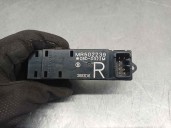 Replacement rear right window switch for Mitsubishi Outlander (CU0W) 2.4 4WD OEM IAM reference MR502239 