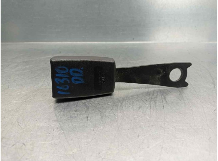 Recambio de enganche cinturon para mitsubishi outlander (cu0w) 2.4 4wd referencia OEM IAM 03092205X DEL DER 5 PUERTAS