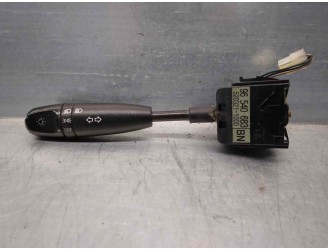 Recambio de mando luces para chevrolet matiz 1.0 cat referencia OEM IAM 96540683 5203211000 