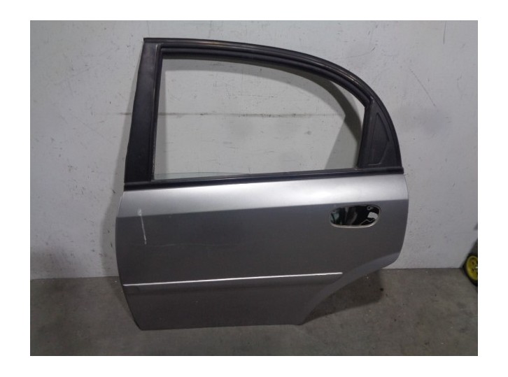 Recambio de puerta trasera izquierda para daewoo lacetti 1.4 cat referencia OEM IAM 96547675 GRIS 5 PUERTAS