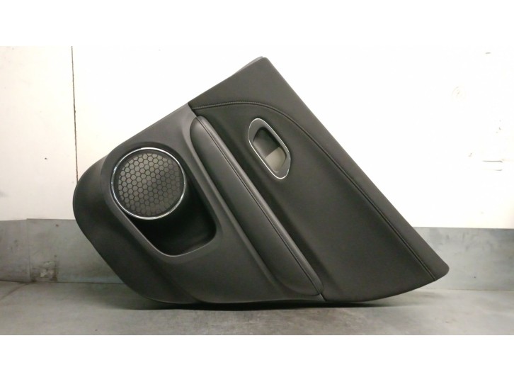 Recambio de guarnecido puerta trasera derecha para honda hr-v (ru) 1.5 (ru1) referencia OEM IAM 83700T7900LG0  