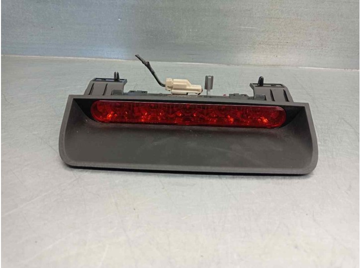 Recambio de luz central de freno para daewoo lacetti 1.4 cat referencia OEM IAM 96551214  