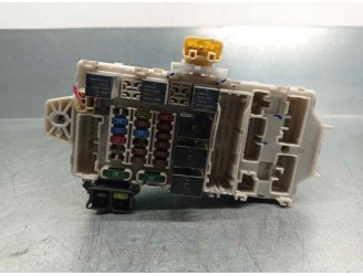 Recambio de caja reles / fusibles para mitsubishi outlander (cu0w) 2.4 4wd referencia OEM IAM MR587875  