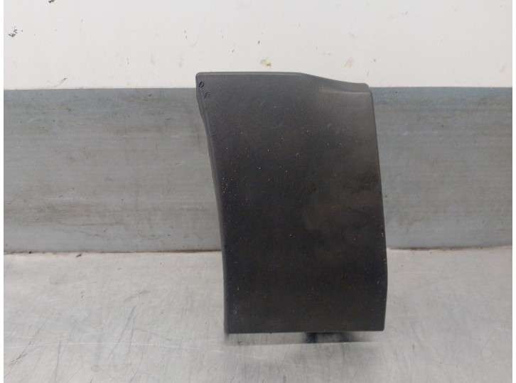 Recambio de molduras delanteras para land rover evoque 2.2 sd4 cat referencia OEM IAM BJ3216165AC BJ3216165AC 