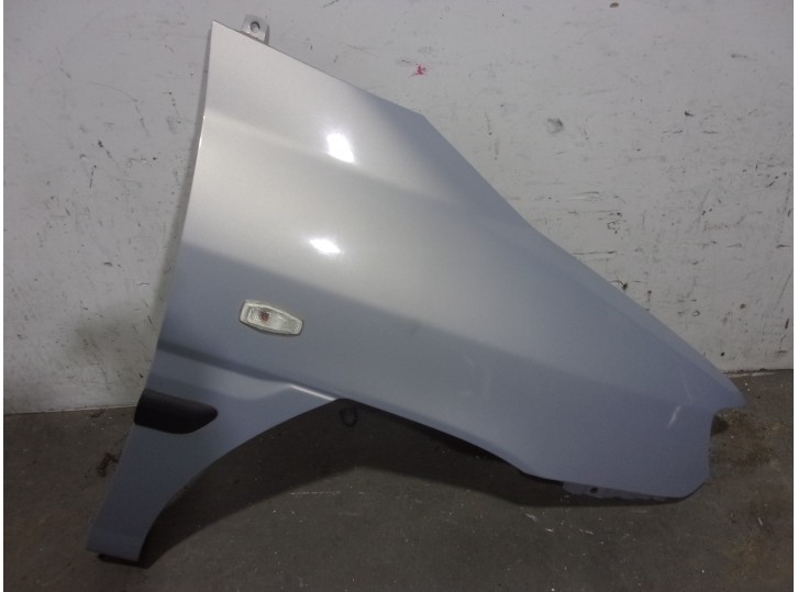 Replacement front right fender for Hyundai Matrix (FC) 1.6 CAT OEM IAM reference 6632117320 BLUISH GREY 
