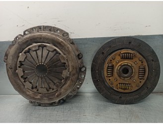 Recambio de kit embrague para peugeot 306 berlina 3/4/5 puertas (s2) 1.9 diesel referencia OEM IAM 2052E4 CLASSICCLC026 VALEO