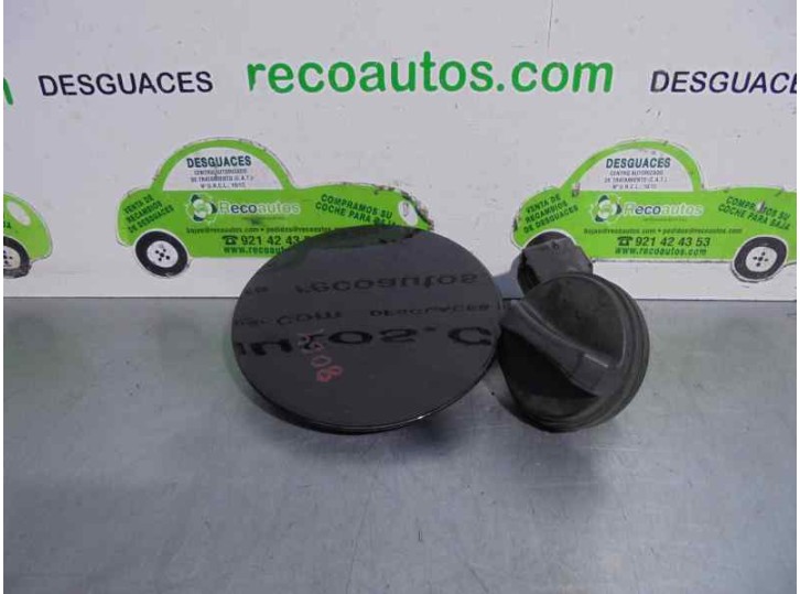 Recambio de tapa exterior combustible para volvo c70 cabriolet 2.4 turbodiesel referencia OEM IAM 30748041  