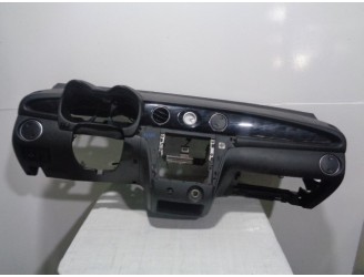 Recambio de salpicadero para mitsubishi outlander (cu0w) 2.4 4wd referencia OEM IAM MR975101HA NEGRO 