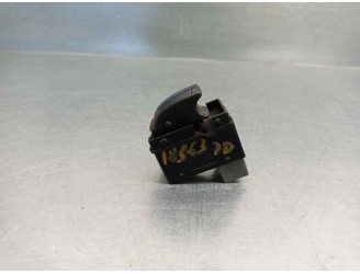 Recambio de mando elevalunas delantero derecho para daewoo lacetti 1.4 cat referencia OEM IAM 621W04790 