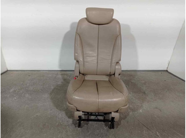 Recambio de asientos trasero izquierdo para kia carnival 2.9 crdi cat referencia OEM IAM 4701532 CUERO MARRON 5 PUERTAS