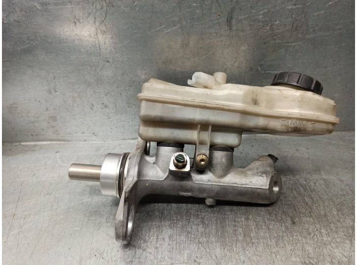 Recambio de bomba freno para renault scenic ii dci diesel referencia OEM IAM 32067111 32067111 TRW