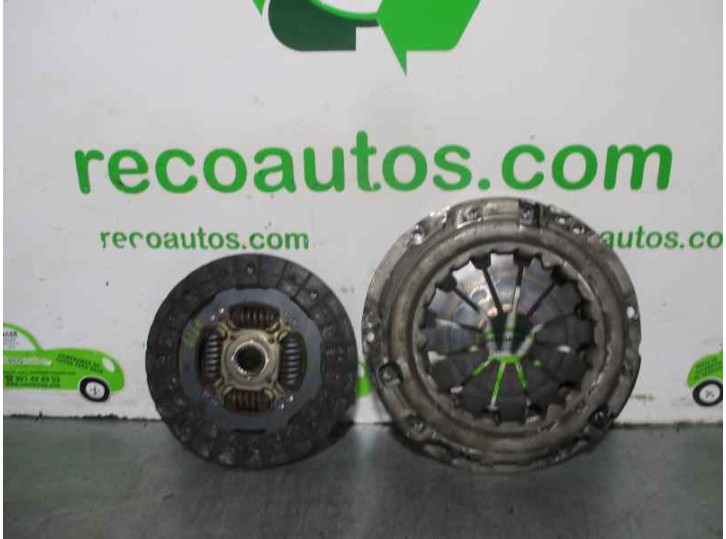 Recambio de kit embrague para toyota auris 1.3 16v cat referencia OEM IAM AISIN