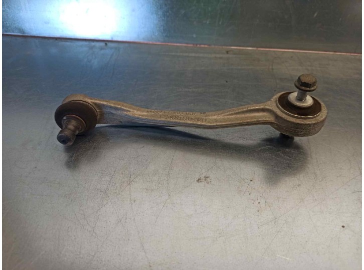 Recambio de brazo suspension superior delantero derecho para audi a4 ber. (b8) 2.0 16v tfsi referencia OEM IAM 8K0510A 