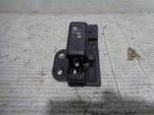 Replacement trunk / tailgate lock for Hyundai H1 2.5 CRDi CAT OEM IAM reference 817104A520 UPPER TAILGATE