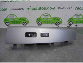 Replacement front right window switch for Hyundai Santa Fe (BM) 2.2 CRDi Style 4x4 OEM IAM reference 315101110 