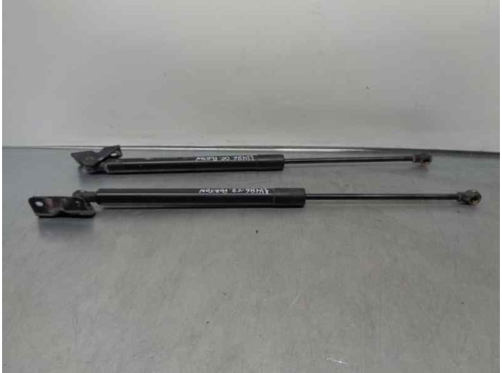 Recambio de amortiguadores maletero / porton para peugeot 208 allure referencia OEM IAM 9673083680  