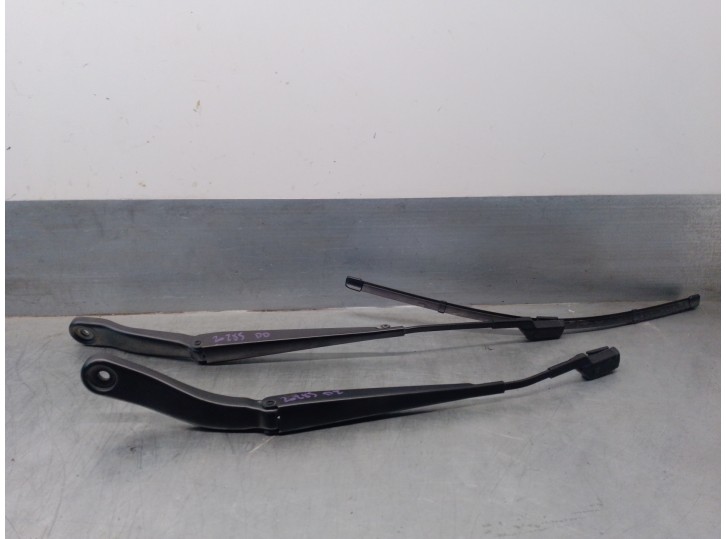 Recambio de brazo limpia delantero derecho para land rover evoque 2.2 sd4 cat referencia OEM IAM BJ3217527CA BJ3217527AA 