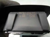 Recambio de mando elevalunas trasero derecho para peugeot 208 allure referencia OEM IAM 96751119ZD 
