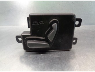 Recambio de mando asiento derecho para kia carnival 2.9 crdi cat referencia OEM IAM 889914D001 