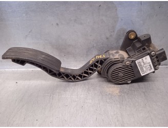 Recambio de potenciometro pedal para renault laguna iii 2.0 dci diesel cat referencia OEM IAM 180050001R 0280755085 BOSCH