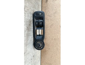 Recambio de mando elevalunas delantero izquierdo para renault grand modus 1.5 dci diesel cat referencia OEM IAM 8200379694 