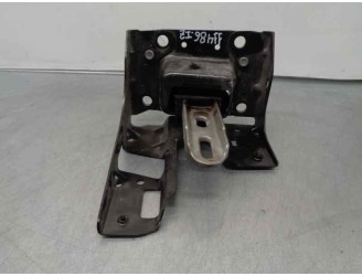 Replacement gearbox mount for Peugeot 208 Allure OEM IAM reference 9801521580 