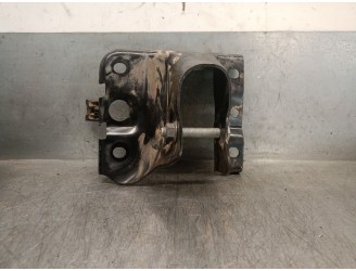 Recambio de soporte brazo suspension trasero derecho para mercedes-benz cla (c118) cla 200 d (118.312) referencia OEM IAM A17735