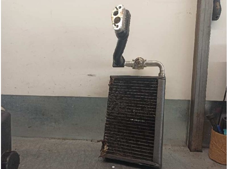 Recambio de evaporador aire acondicionado para bmw x5 (e53) 3.0 24v cat referencia OEM IAM 641183855609  