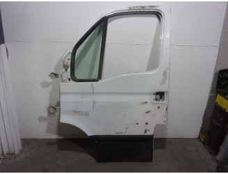 Recambio de puerta delantera izquierda para iveco daily caja cerrada (2006 =>) 2.3 diesel referencia OEM IAM 99460119 BLANCA 5 P