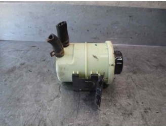 Recambio de deposito servo para dacia sandero 1.6 cat referencia OEM IAM 8200005185 