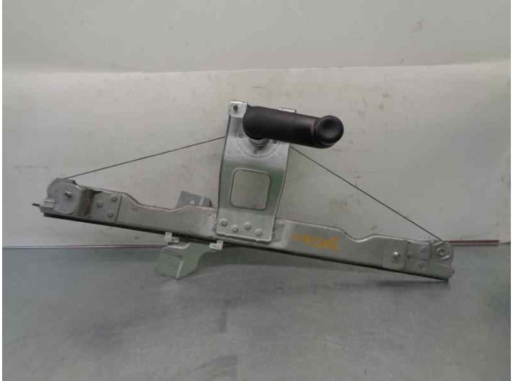 Recambio de elevalunas delantero derecho para dacia sandero 1.6 cat referencia OEM IAM 8200773825 MANUAL 5 PUERTAS